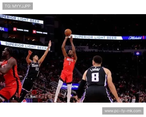 申京复出22分15篮板，火箭内线优势助球队险胜快船